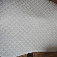 【2つセット】ニトリ(NITORI) 肩・首・背中も支える枕 P2208 ホワイト 幅75×奥行63×高さ12cm の画像