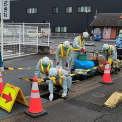 ▼契約社員：道路メンテナンス作業員▼体力仕事がかなり少ない！から始めやすくて続けやすい◎みんな未経験スタート！！ほぼ車移動で1日終わってしまうことも？！自宅にいながら手当がもらえちゃう！の画像