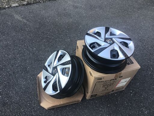 ホンダ　15インチフリード純正ホイール＋カバー4個セット
