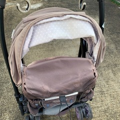 コンビのベビーカーAB型譲りますの画像
