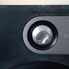 Bowers ＆ Wilkins 685の画像