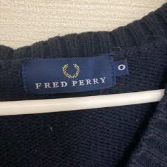FRED PERRY ベストの画像