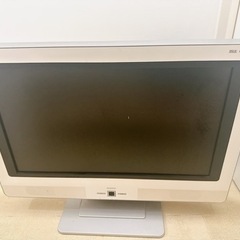 Uniden ユニデン　珍しい可愛い白いテレビ　37インチ