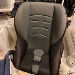 タカタ　チャイルドシート