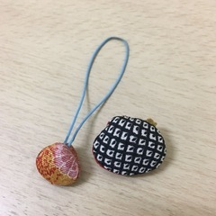 2個　ハンドメイド　貝　キーホルダー　チャーム　ストラップ　根付け