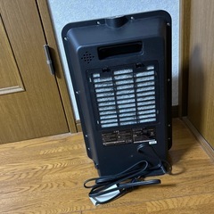 セラミックファンヒーターの画像