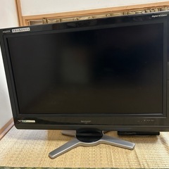 AQUOS液晶テレビ　シャープ