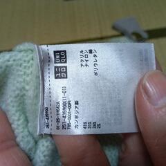 ユニクロ薄手セーター①の画像