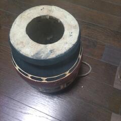 南アフリカで購入した太鼓の画像