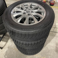 ブリヂストン スタッドレス　ホイールセット 195/65R15