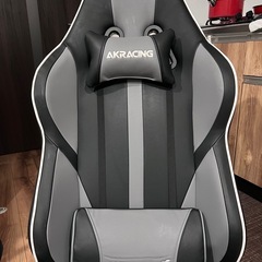 AKRACINGゲーミング座椅子の画像