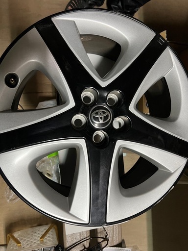 プリウス（トヨタ）純正アルミ