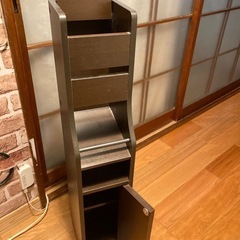 トイレットペーパーホルダー