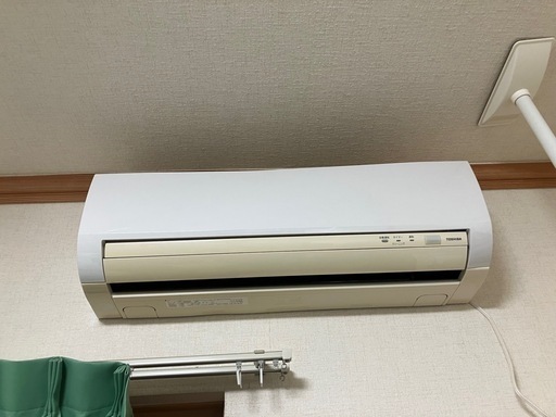 引き渡し者決定してます②エアコン　普通に使えてます