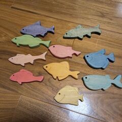 クラフト品の魚釣りおもちゃ（つりざおなし）