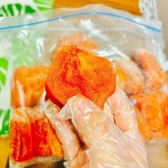 干し柿 1kg あたり1740円．1箱5kg おまけ 7600円の画像