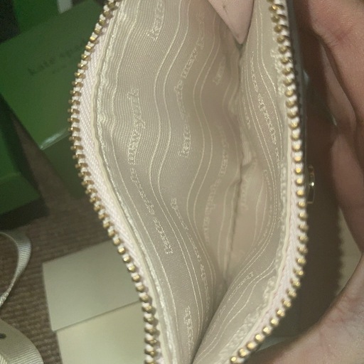 kate spade 折りたたみ財布