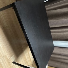 テーブル