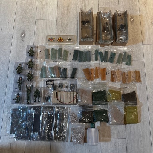 付属品多数　完成品　極美品　アシェット 陸上自衛隊 10式戦車 1/16 ヒトマル 週刊陸上自衛隊 10式戦車をつくる HACETTE