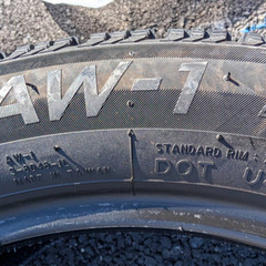 2022年製ナンカンAW1 スタッドレスタイヤ 235/50R1...