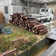 廃材　木材の画像