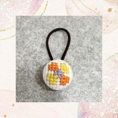 【114】＊四つ葉＊ くるみボタン　ヘアゴム