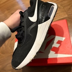 ナイキ エア マックス SYSTM NIKEの画像