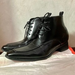 【9cmアップ！】インヒールドレスブーツ