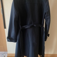 ベネトン　レディーストレンチコート　ネイビーの画像