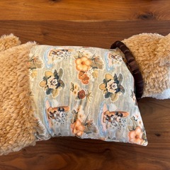 【美品】【限定】アウラニ ディズニー ダッフィー 2wayクッション & 座布団の画像