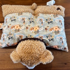 【美品】【限定】アウラニ ディズニー ダッフィー 2wayクッション & 座布団の画像