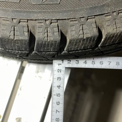 アクア　スタッドレスタイヤ　ホイール付き　4本セット