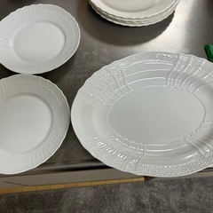 NARUMI 食器　美品の画像