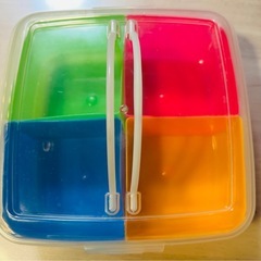 仕切り付タッパー　弁当箱の画像