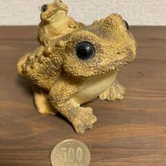 アンティーク ヴィンテージ カエルの親子フィギュアセットの画像