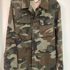 Carhartt 迷彩 ミリタリージャケット　メンズL