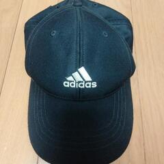adidasの帽子