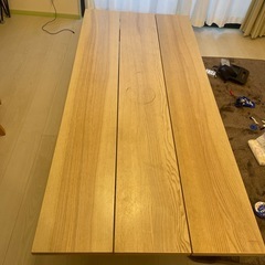 IKEAテーブル