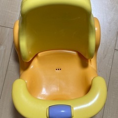 アップリカのバスチェアの画像