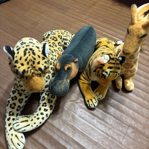 動物　リアル　ぬいぐるみ