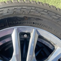 ハイエース用　スタットレスタイヤ　4本　ホイール付きの画像
