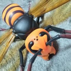 リアルBIGサイズフィギュア スズメバチの画像