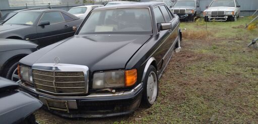 Mベンツ126-500SEL-AMGスタイルリサイクル部品取り車