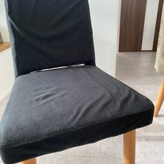 ダイニング椅子2脚（カバー緑赤）の画像