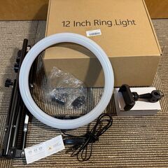 🌟12インチ自撮りリングライト🌟🌟調節可能な三脚付き、3色モード10輝度、携帯スタンド付き、ミニ三脚、Vlog、youtub🌟🌟未使用の画像