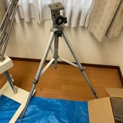 三脚