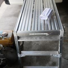 脚部伸縮足場台　DRSW-1000cの画像