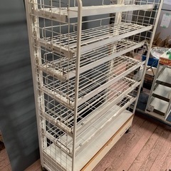 業務用ラックの画像