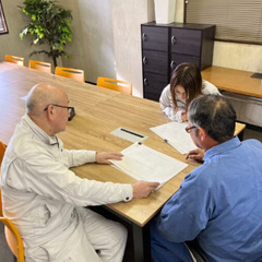 ▼正社員：工場内組み立て作業員【未経験OK】▼ ものづくりへの情熱！ものづくり好き集まれ！ お昼が楽しみ！社員食堂サービスで好きなものをチョイス！ 家族と友人とおひとりでまったり！Netflix見放題でプライベート充実！の画像