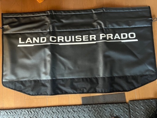 ランドクルーザープラド ラゲージプロテクター